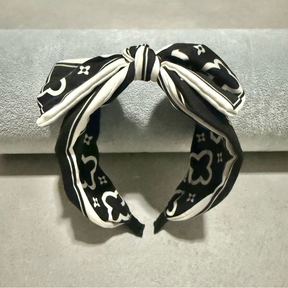 Designer look headband